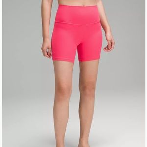 Women’s Lululemon Align High Rise Shore 6” Size 2
